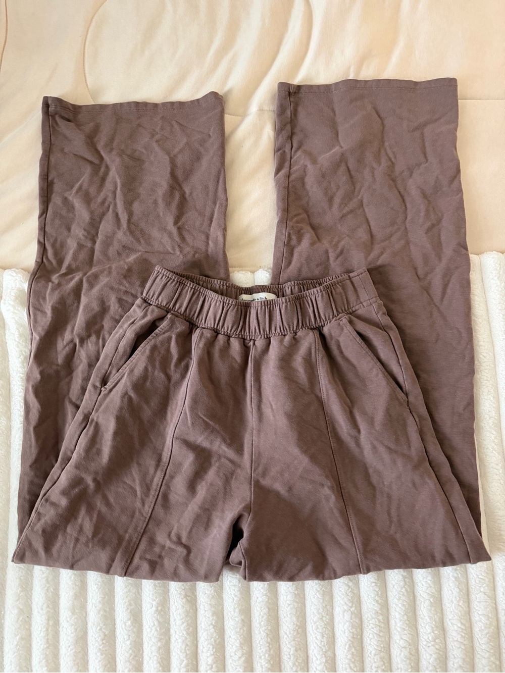 Abercrombie & Fitch Wide-Leg Lounge Pants in Chocolate Brown